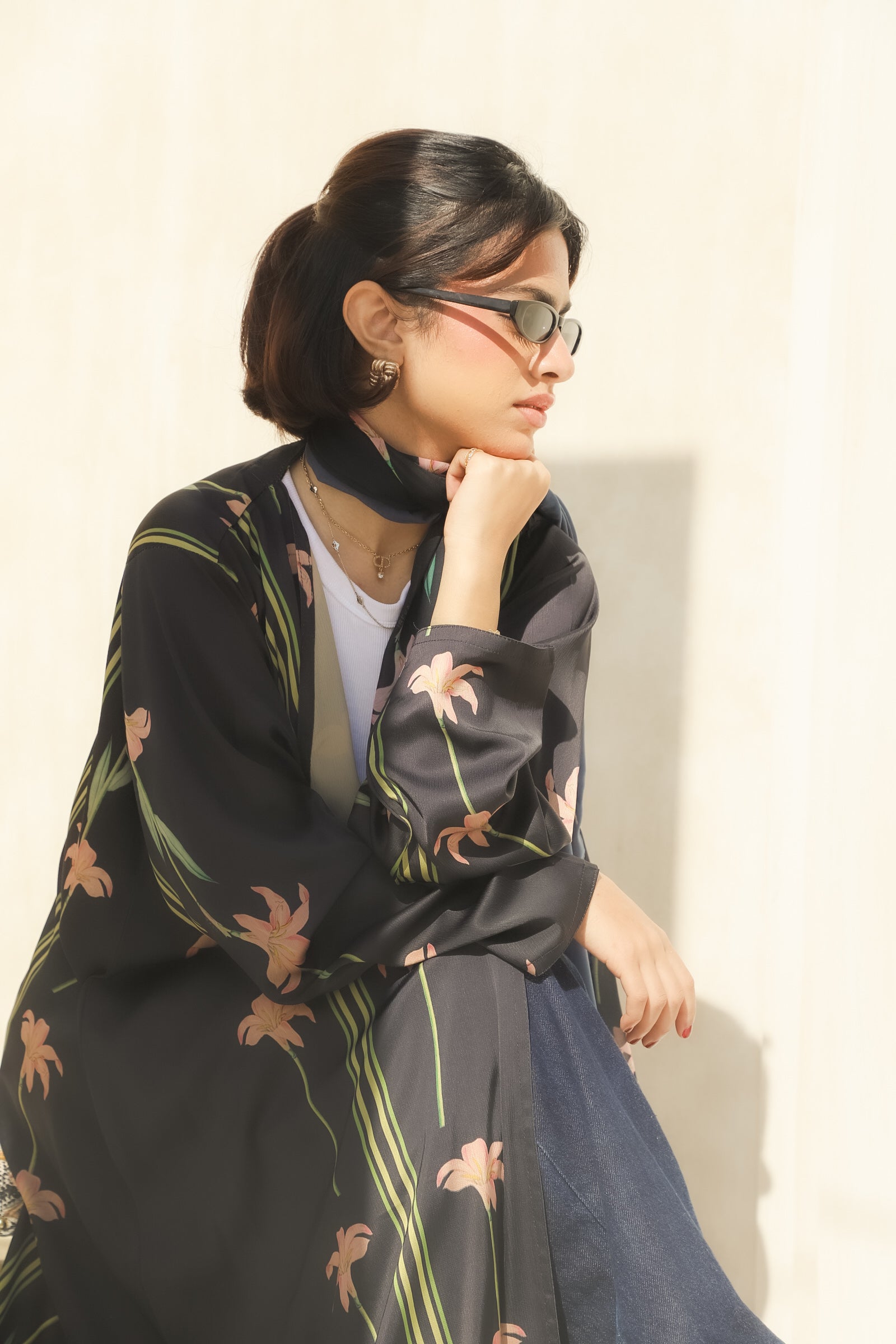 MW1640 - عباية اسود مورد - Aya