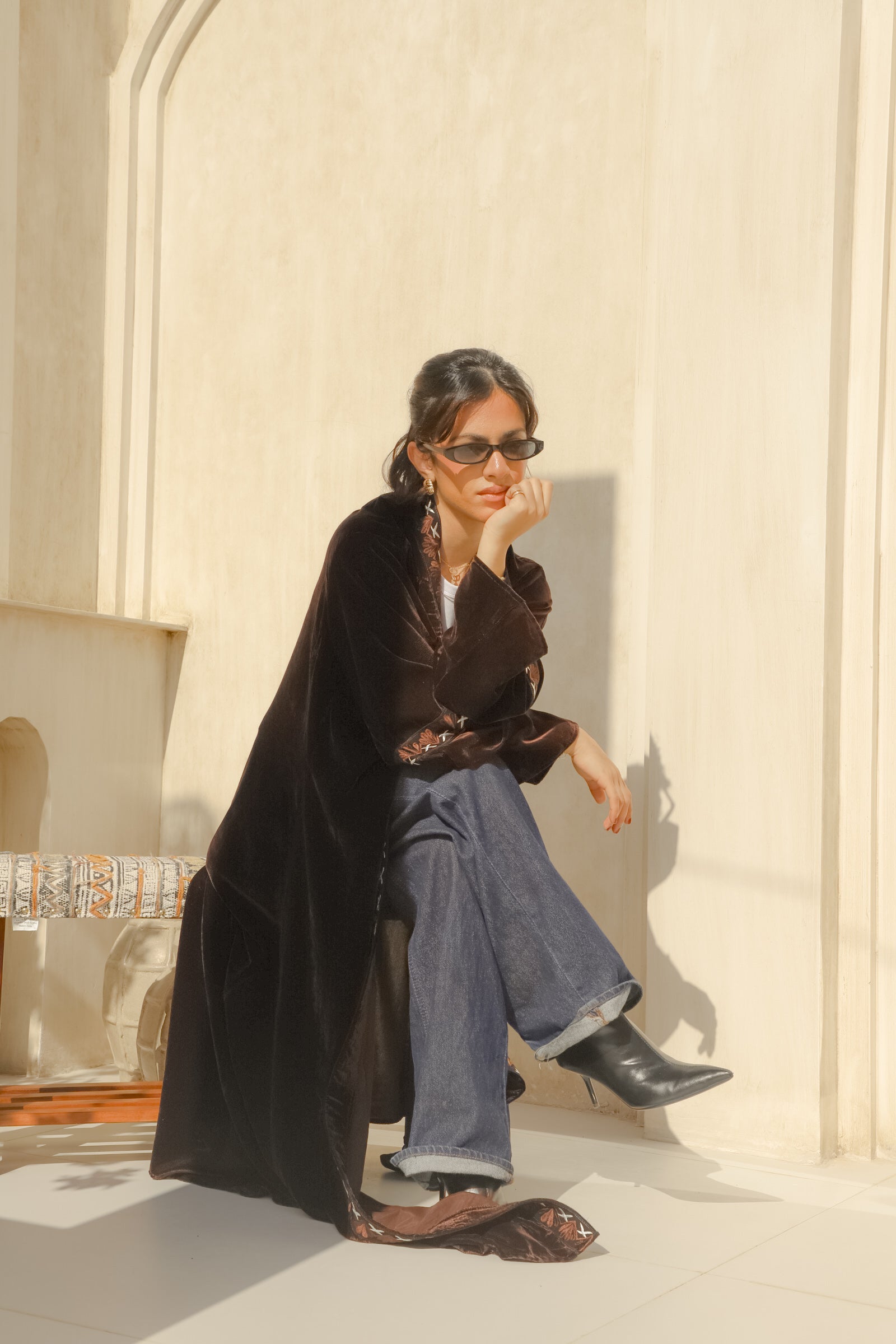 MW1764 - عباية مخمل اس اس مع اضافة كلفة - Aya