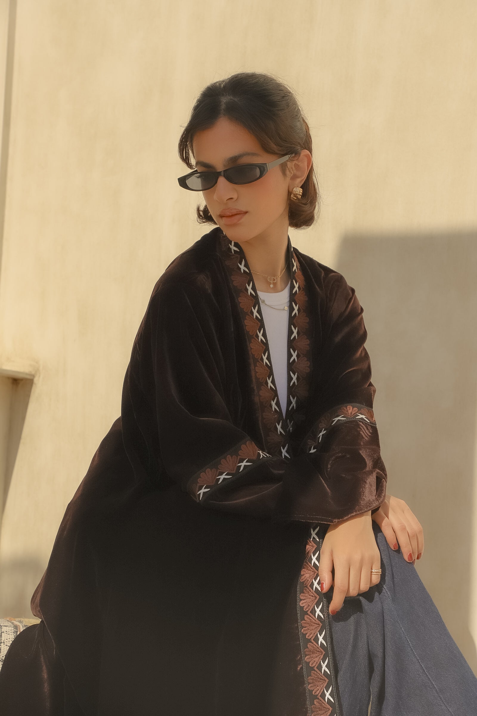 MW1764 - عباية مخمل اس اس مع اضافة كلفة - Aya