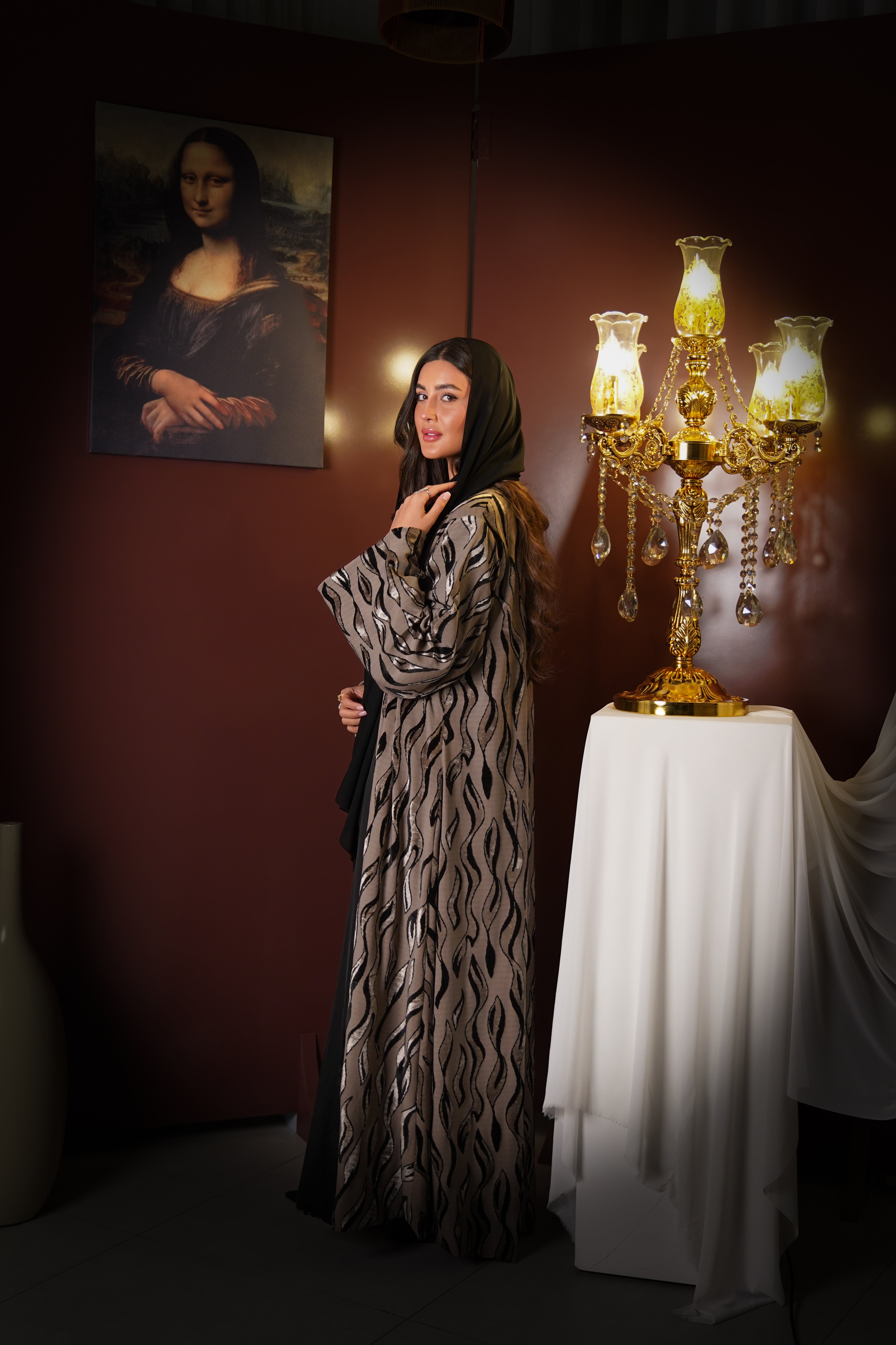 MW645 - Light Crepe Standing with Jacquard Half-Cloche