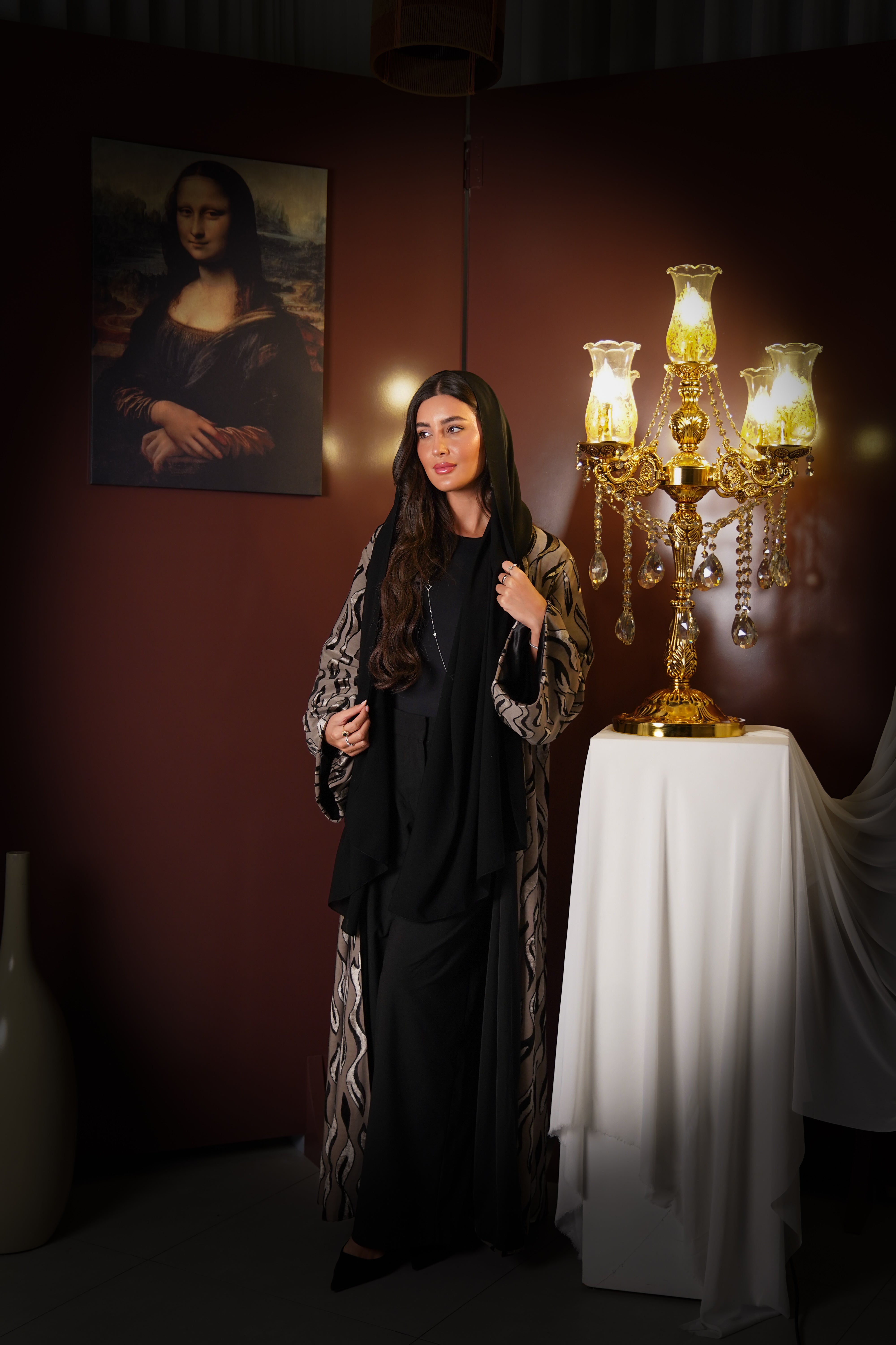 MW645 - Light Crepe Standing with Jacquard Half-Cloche