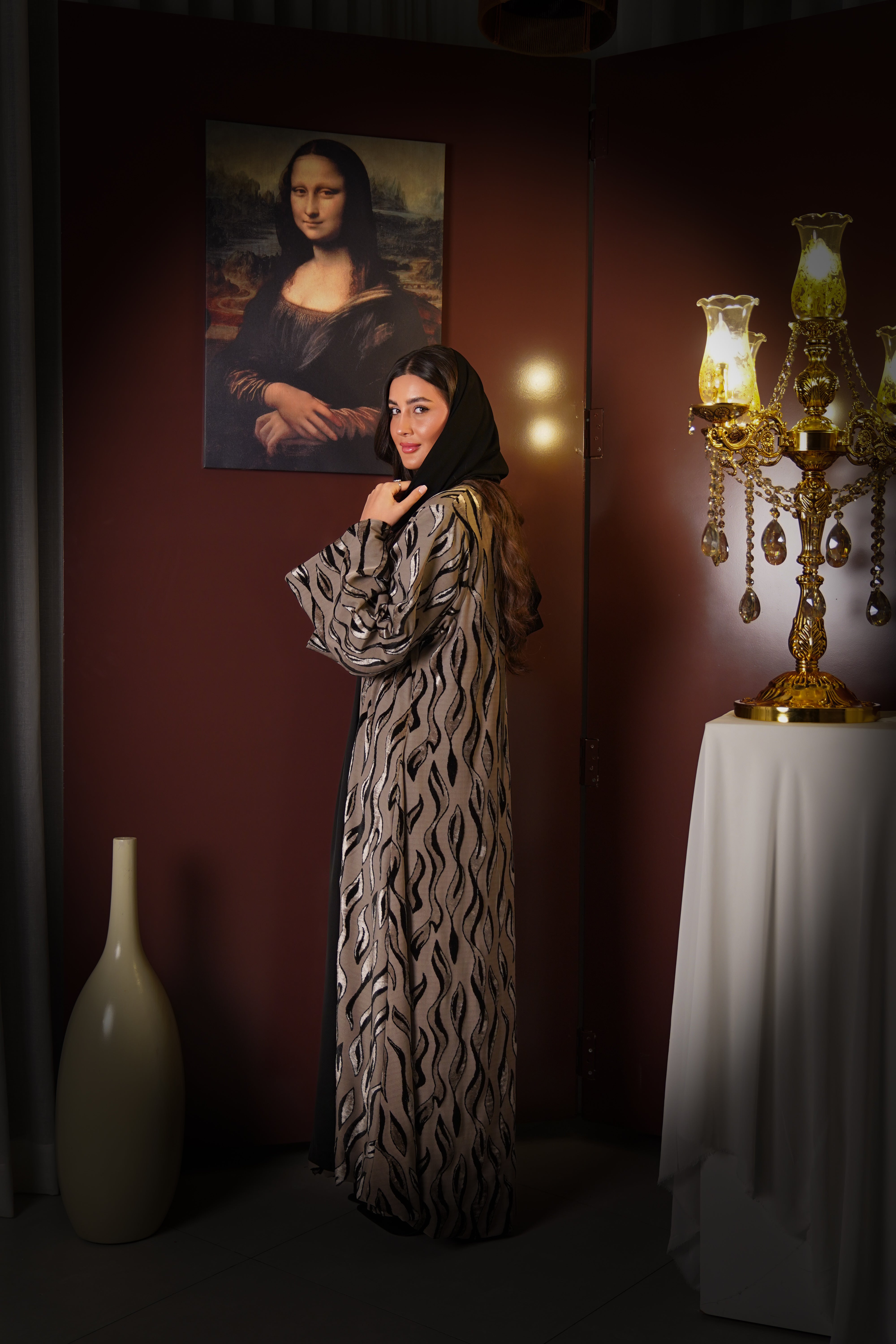 MW645 - Light Crepe Standing with Jacquard Half-Cloche