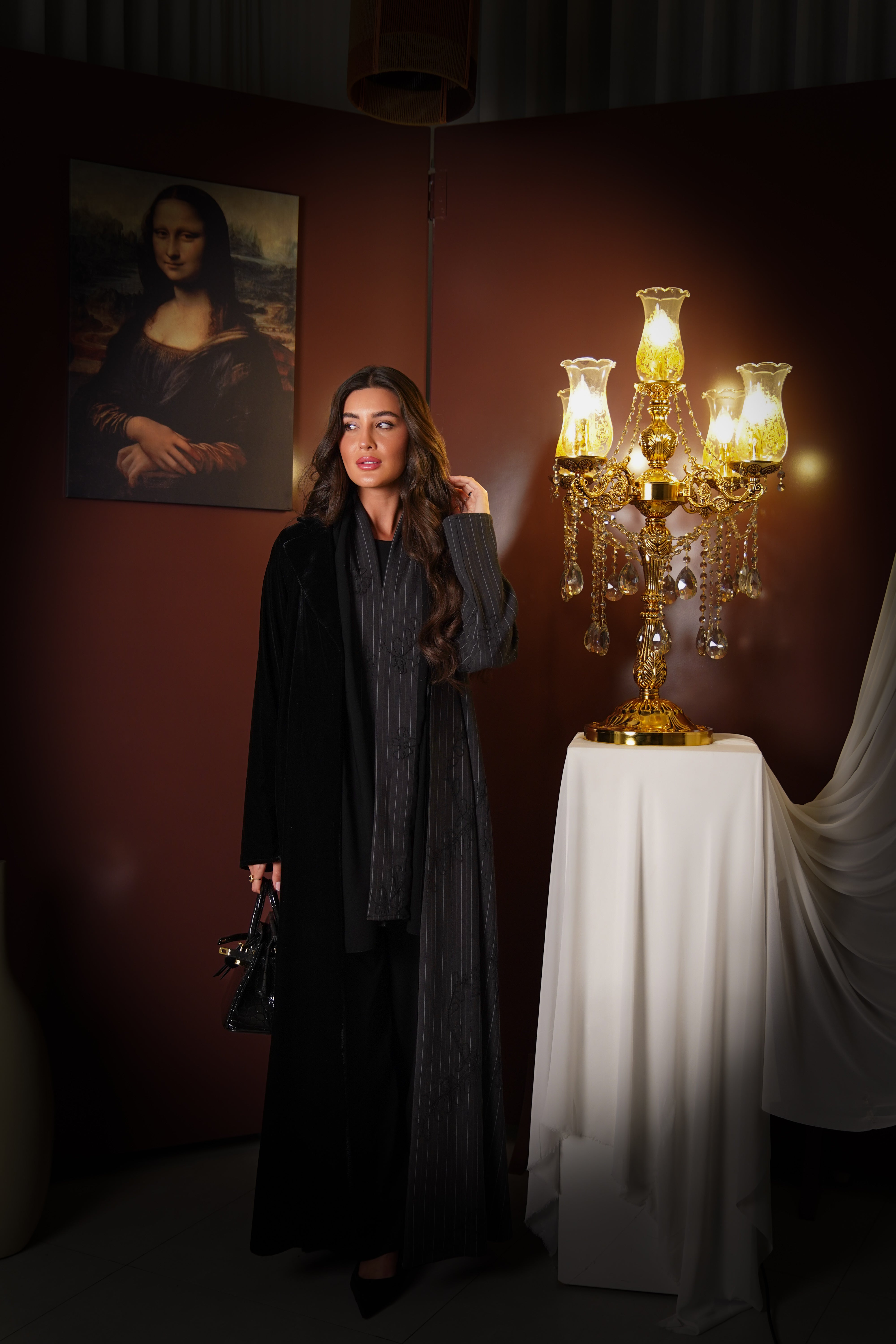 MW1856 - عباية بليزر غير متماثل لتعطي طابع الراقي