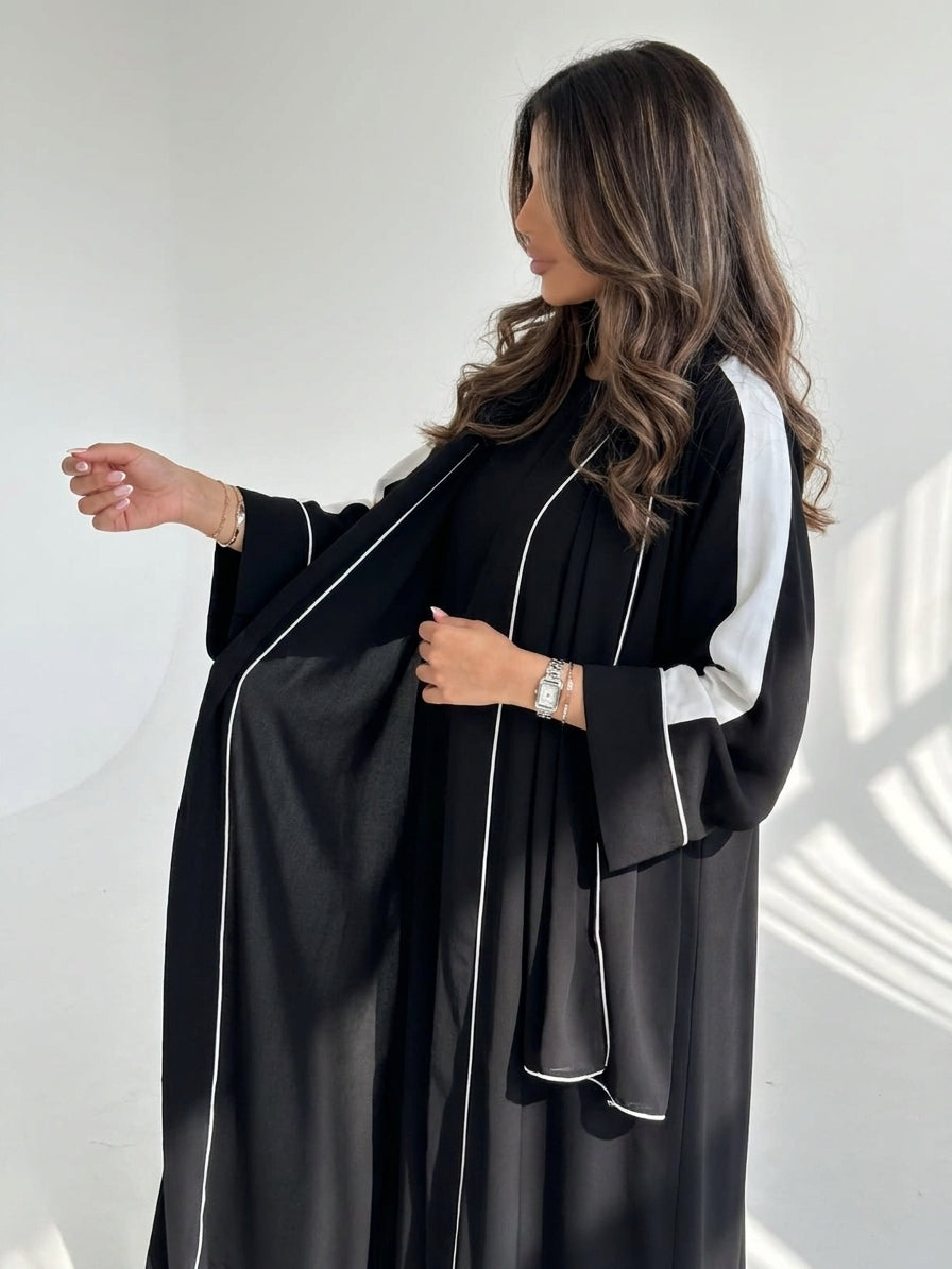 MWT4033 - عبايه سوداء نص كلوش - Aya