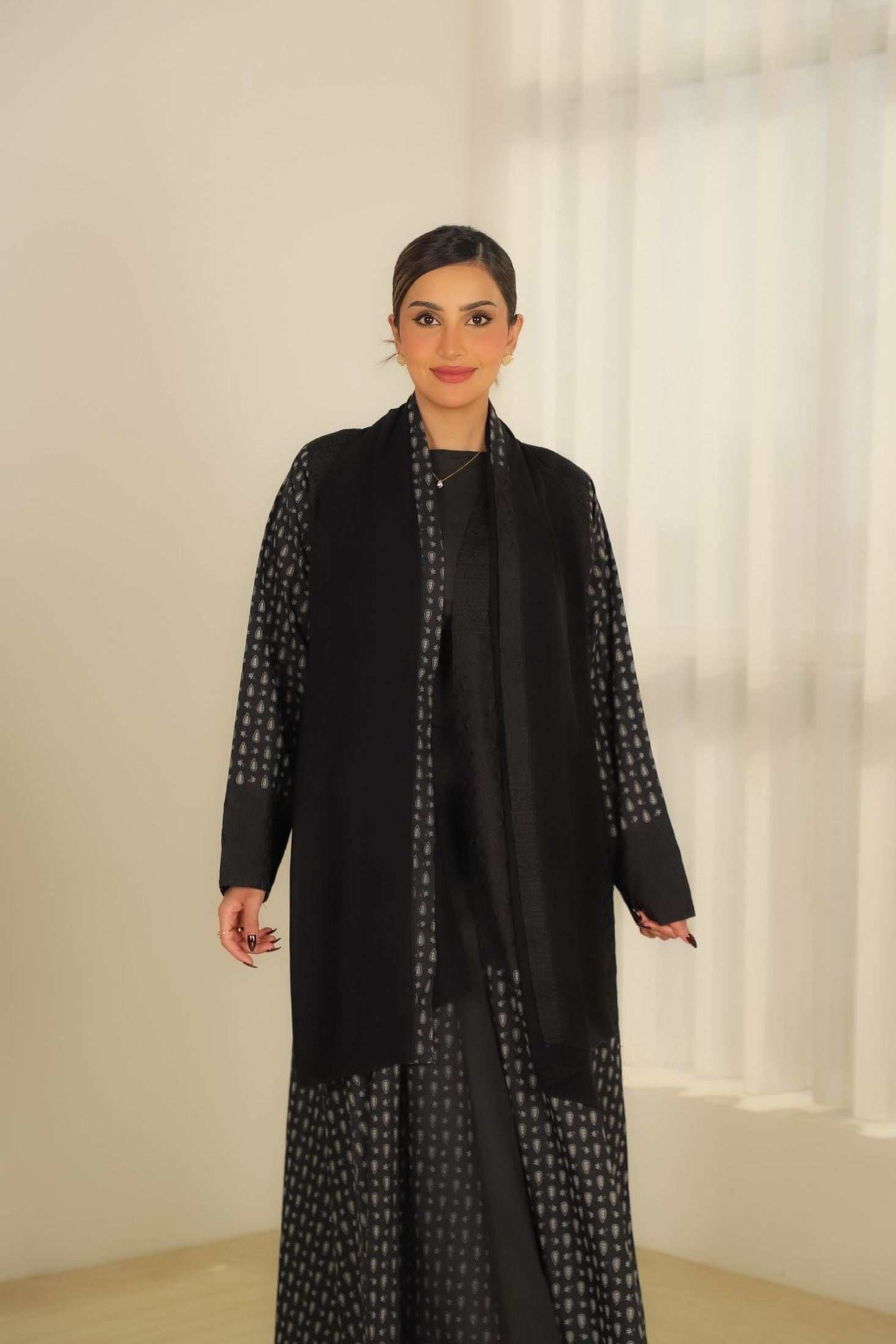 MWT523 - عباية ركامة أسود - Aya