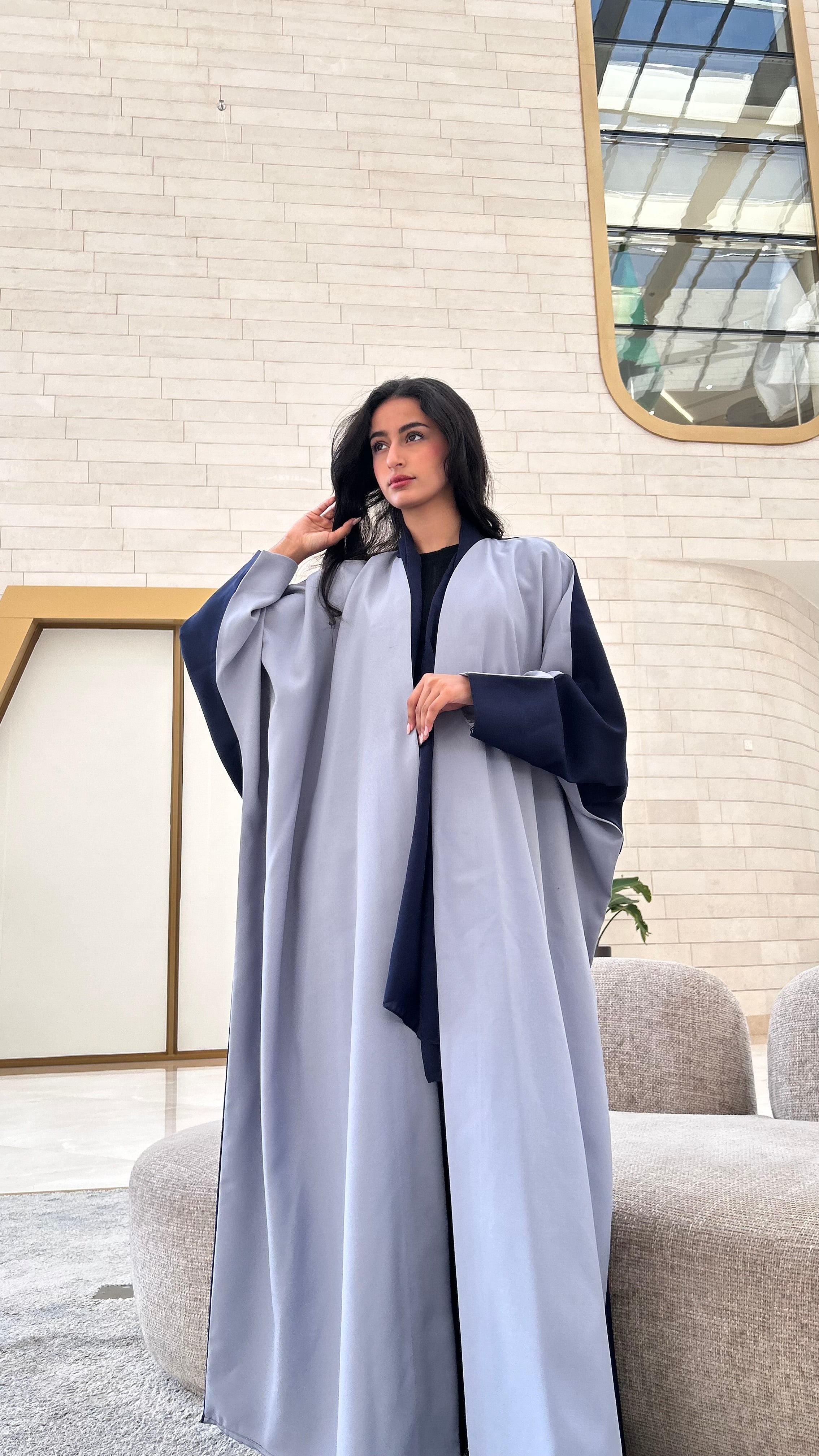 MW645 - Light Crepe Standing with Jacquard Half-Cloche