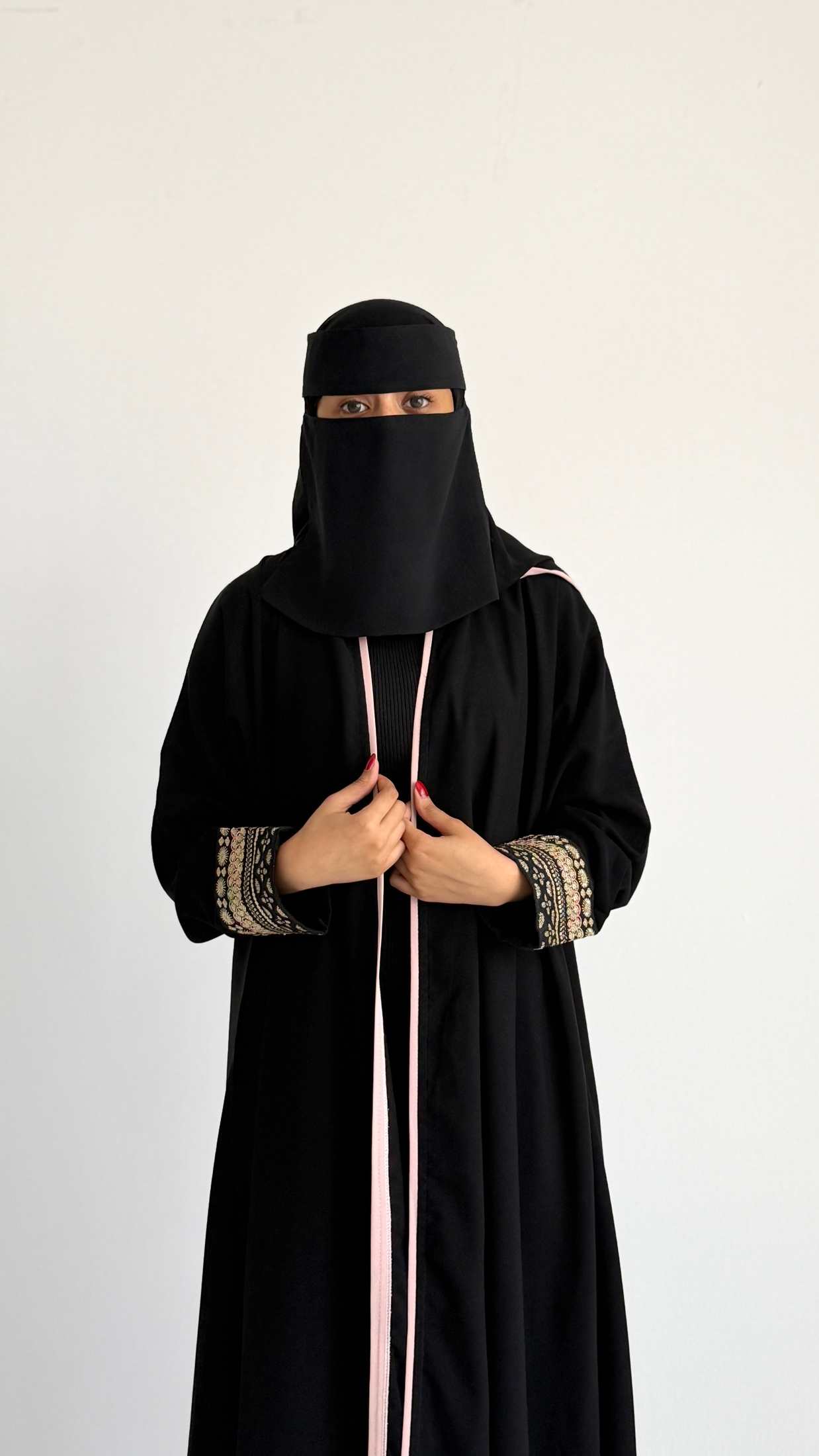 MWT789 - عباية كريب مع تدخيلة رمضانية - Aya