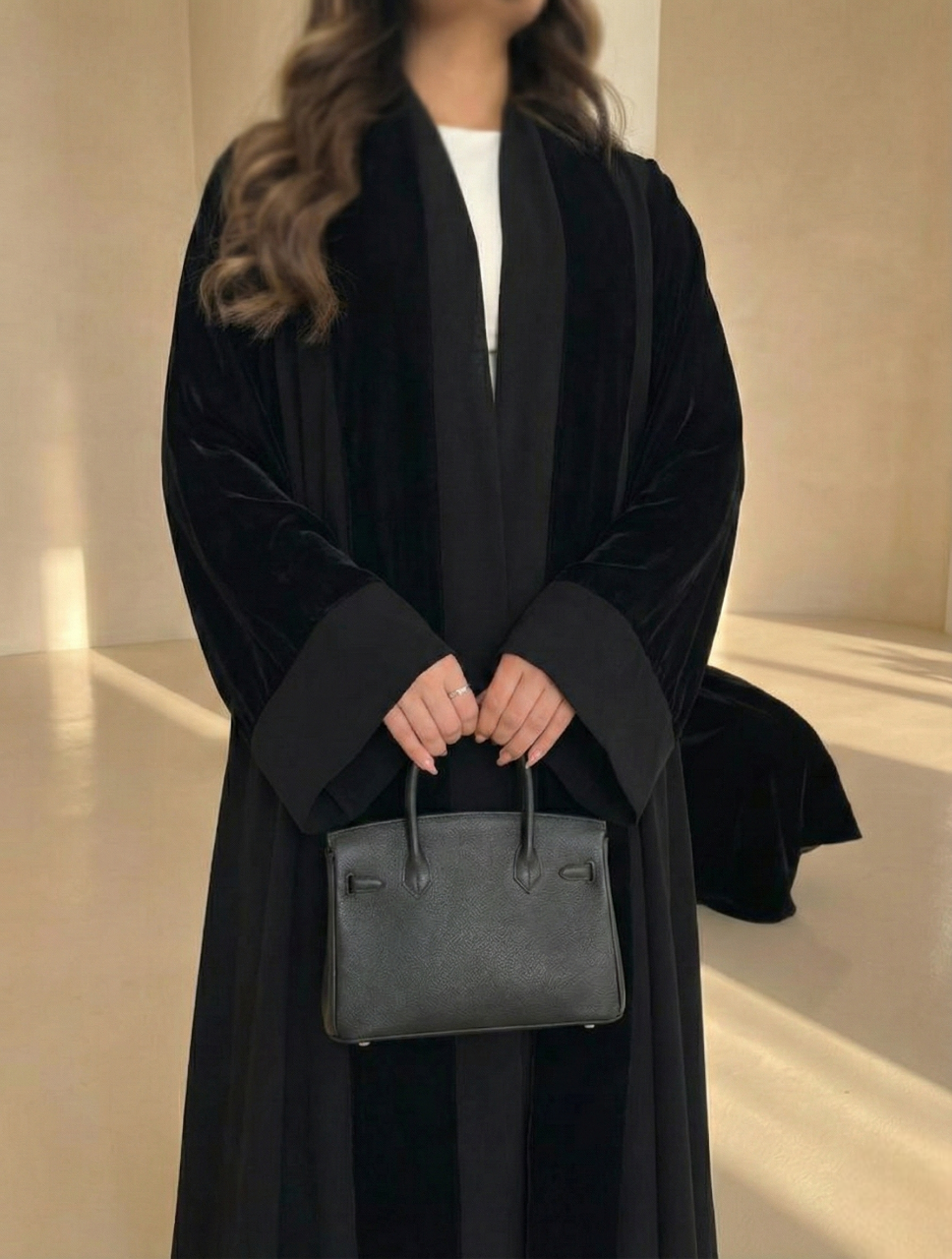 MW645 - Light Crepe Standing with Jacquard Half-Cloche