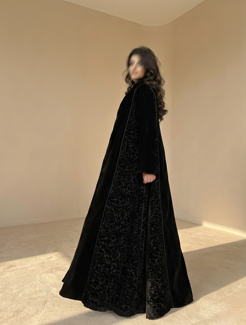 MW645 - Light Crepe Standing with Jacquard Half-Cloche