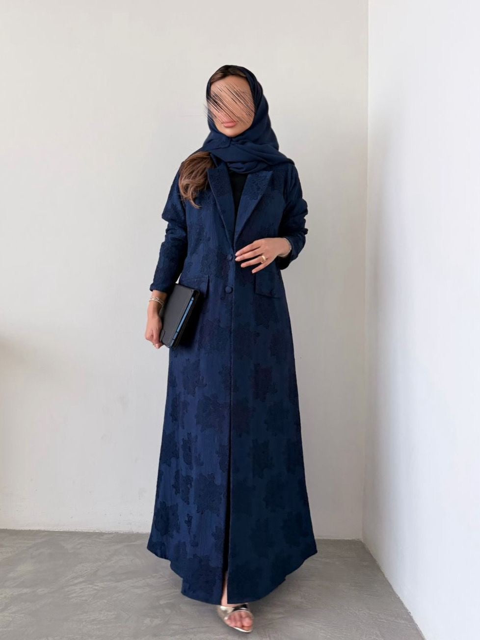 MWT5049 - بليزر كحلي – اختيار الدوام الأنيق - Aya