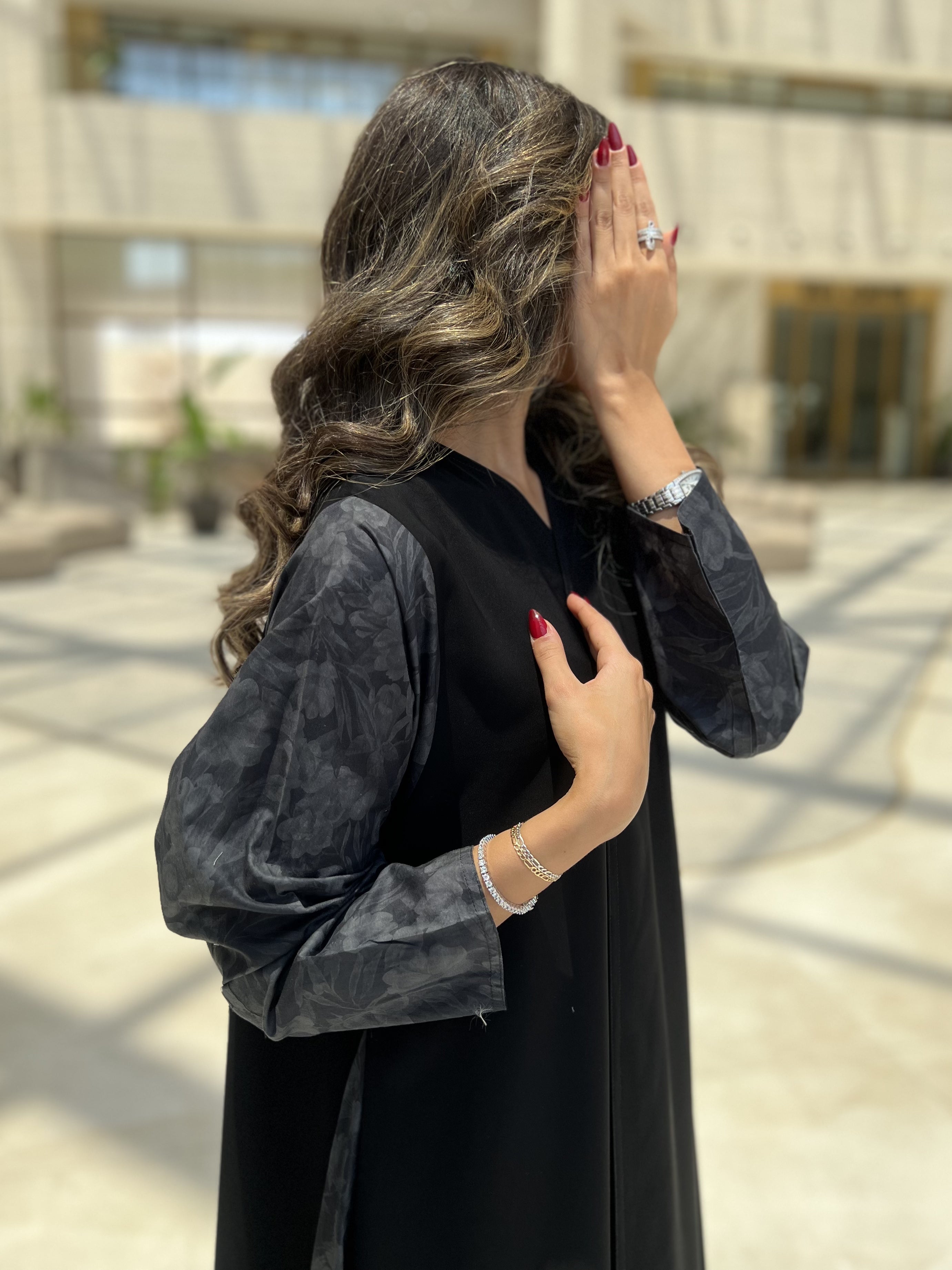 MW645 - Light Crepe Standing with Jacquard Half-Cloche