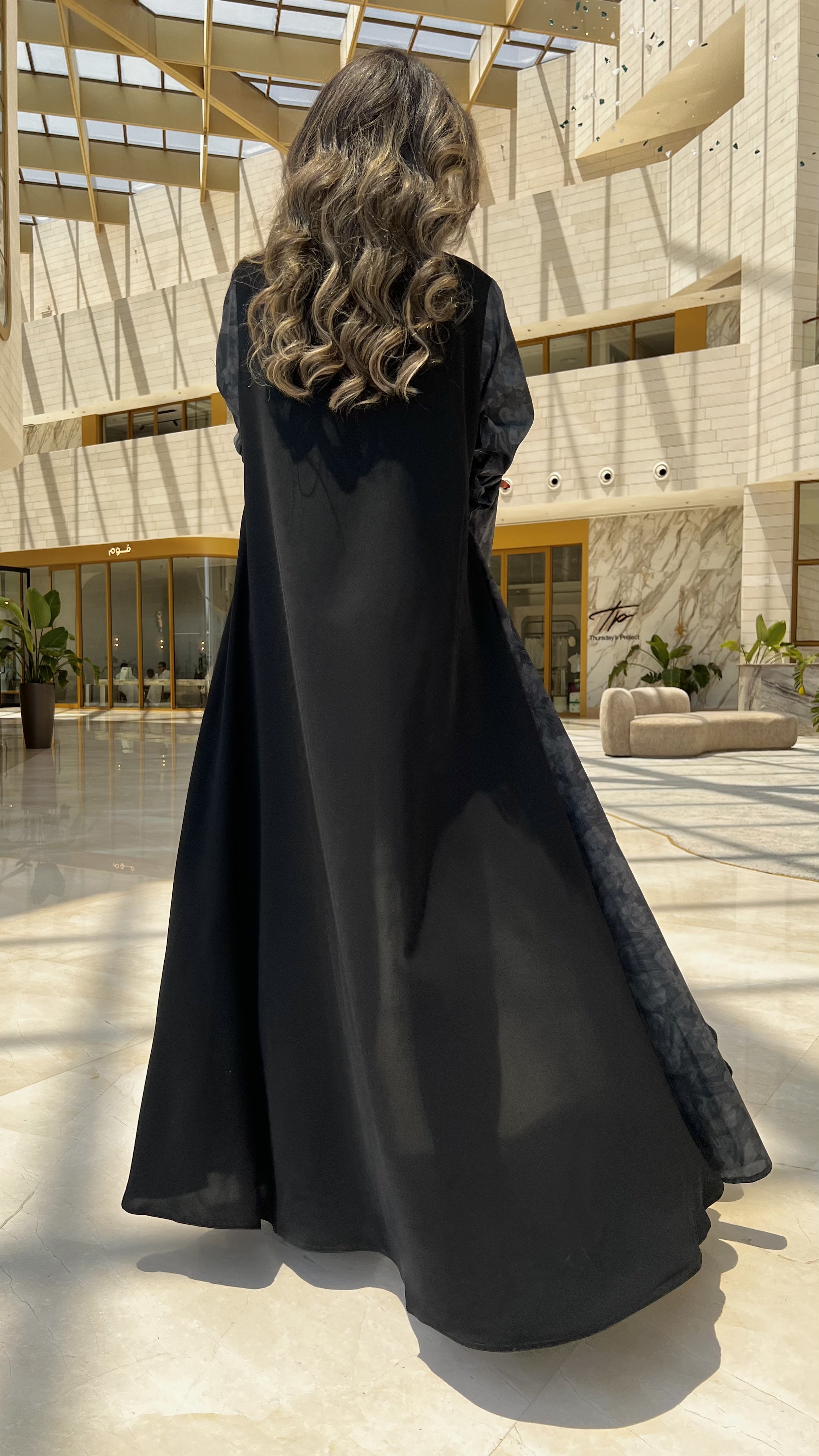 MW645 - Light Crepe Standing with Jacquard Half-Cloche