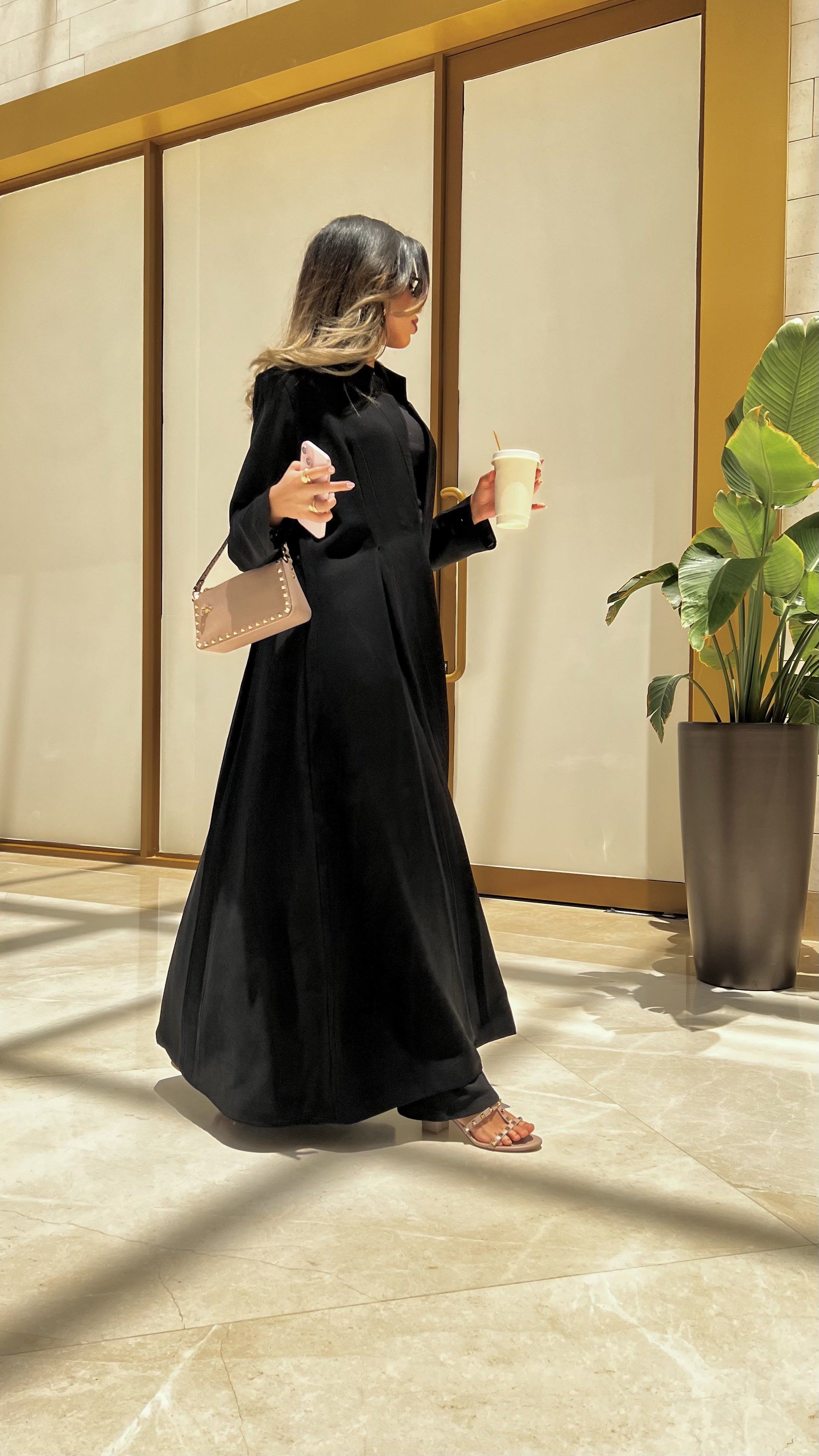 MW645 - Light Crepe Standing with Jacquard Half-Cloche