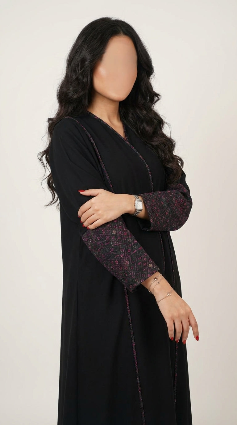 عباية اسود بتدخيلة لنن مطرز بالاكمام  - Image 3