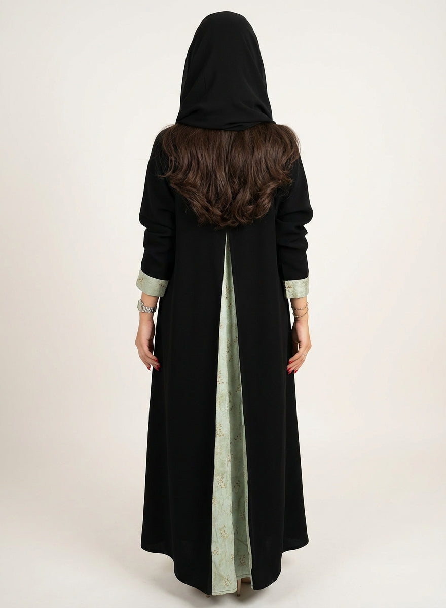 MWT795 - عباية كريب اسود مع تدخيله قماش لنن هندي