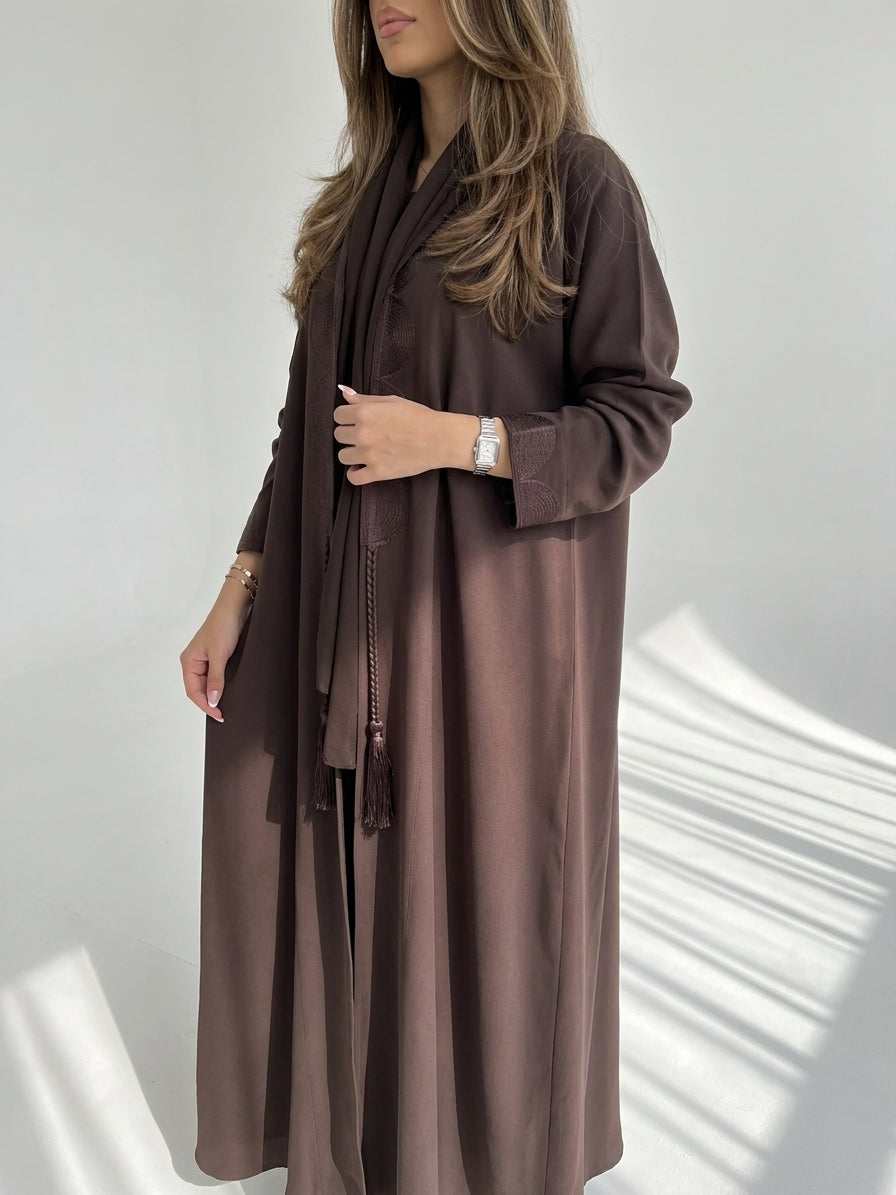 عباية تطريز بالامام  - Image 2