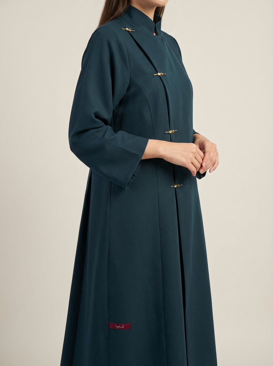 MWE109 - عباية بليزر بتقفيلة ذهبية