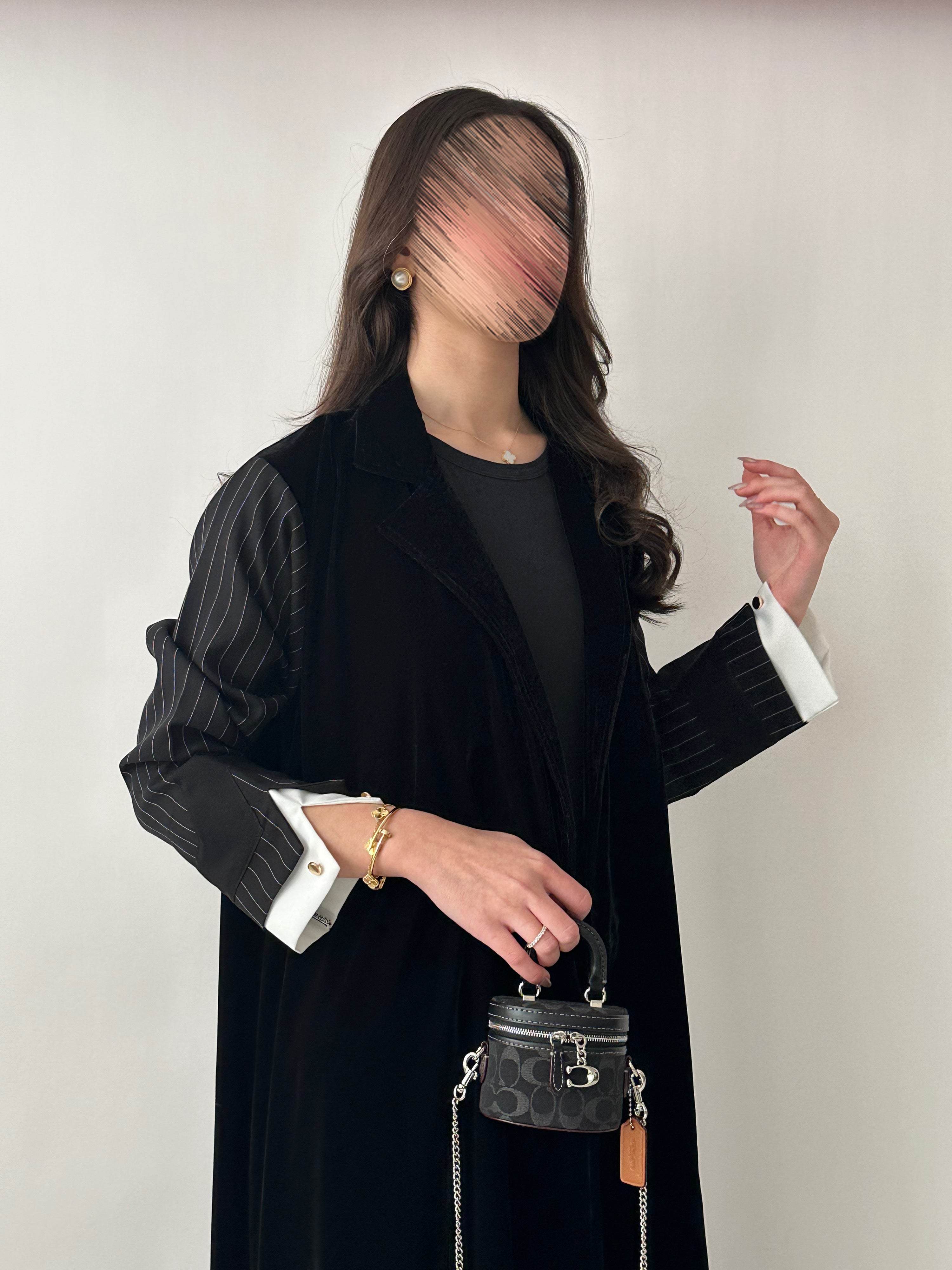 MW1099 - Velvet with Crepe