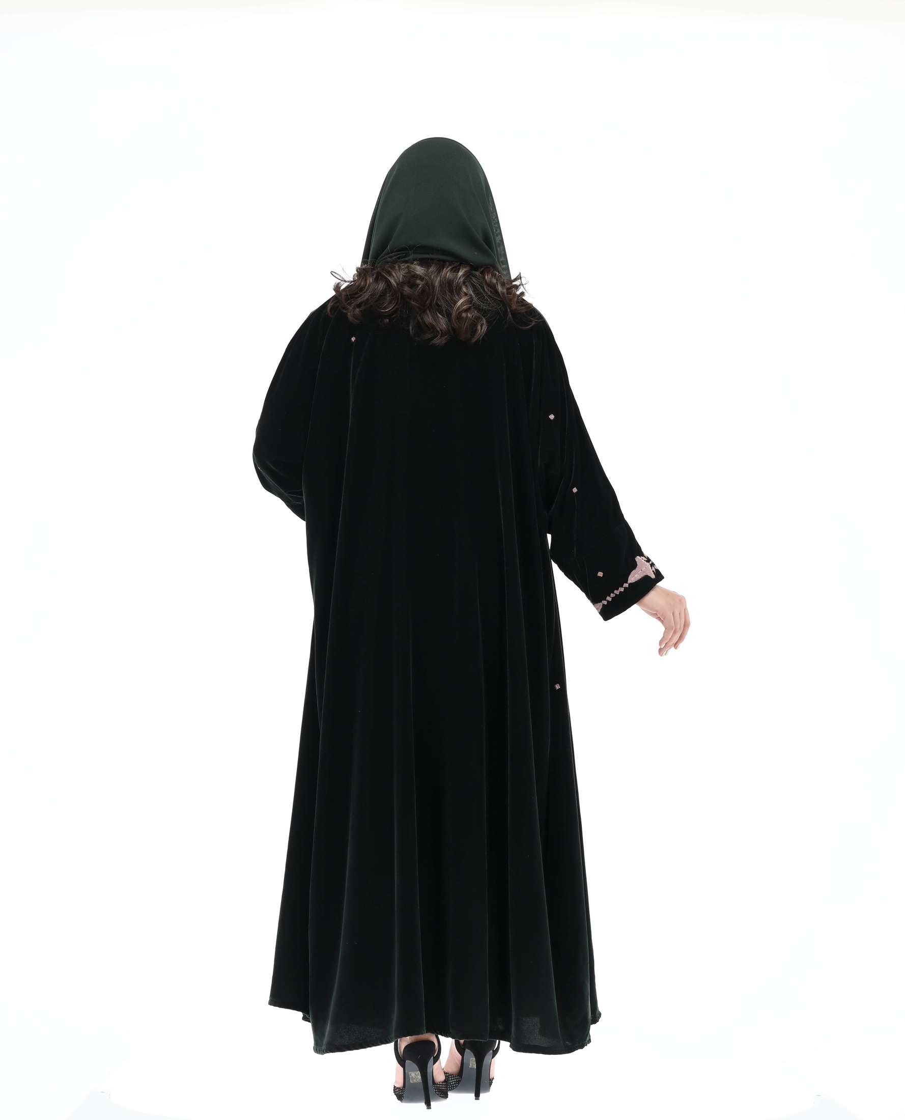 MW1112 - مخمل مع تطريز عادي - Aya