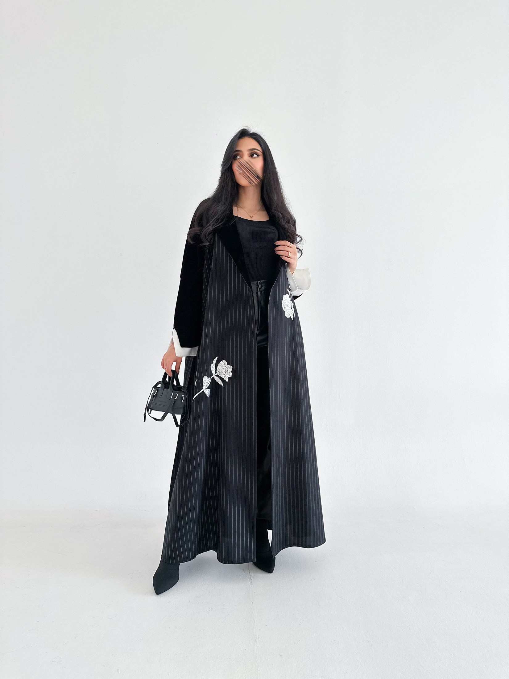 MW965 - كريب مع مخمل نص كلوش - Aya