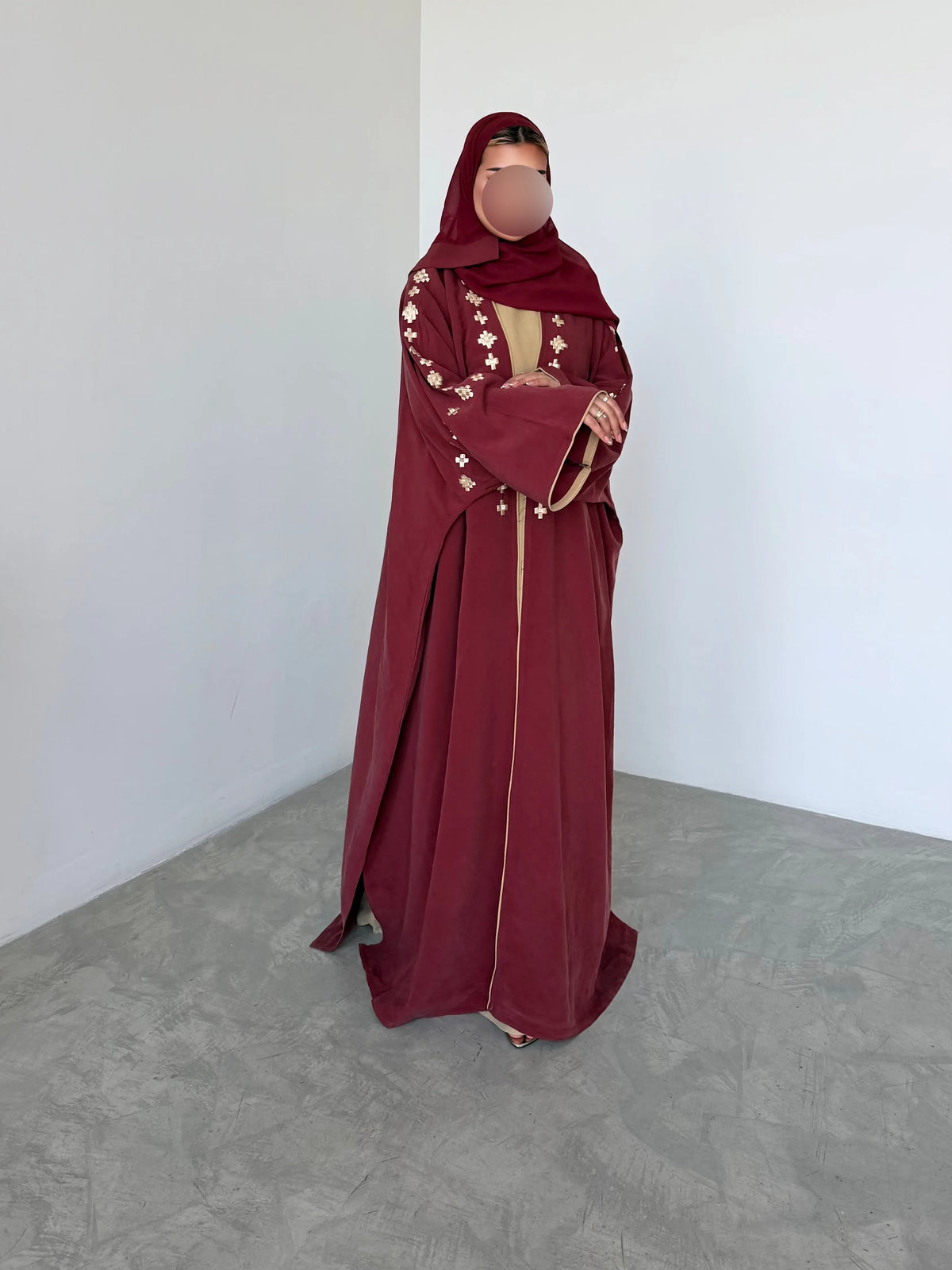 MWT4037 - Burgundy Bloom - Aya
