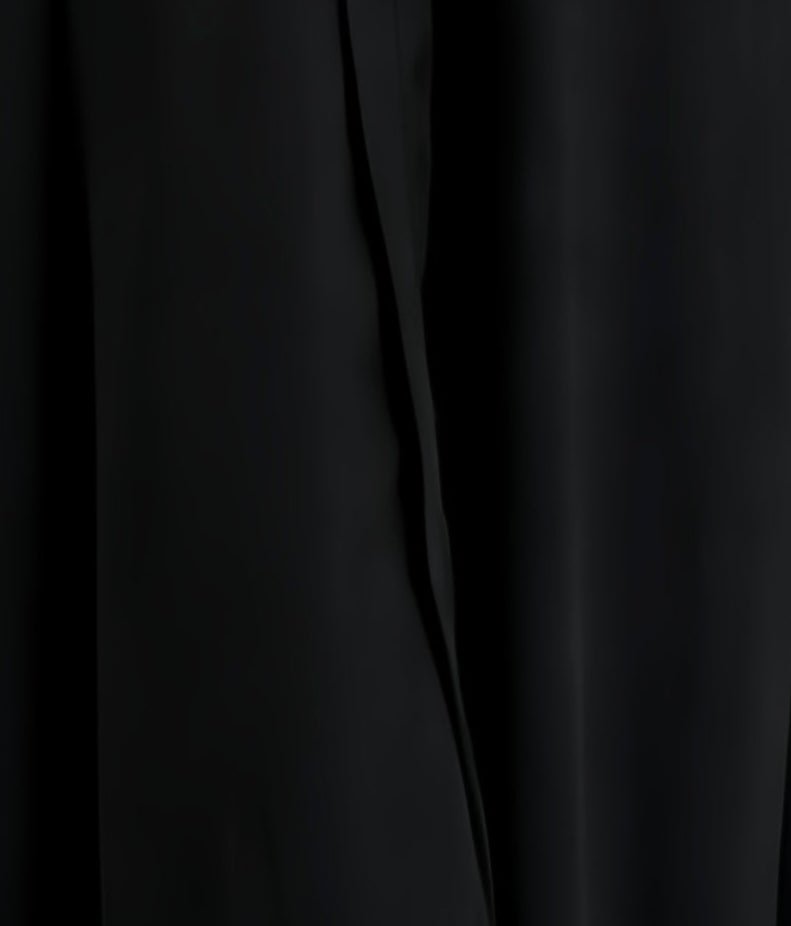 MWO001 - عباية نص كلوش بقفلة سحاب