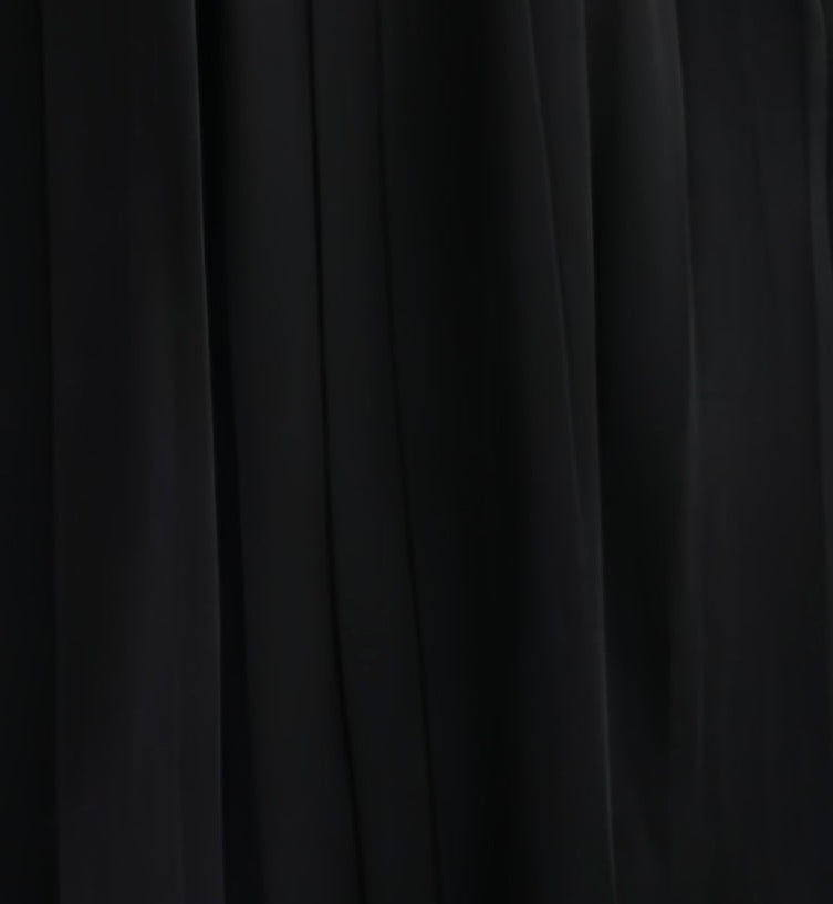 MWO003 - عباية نص كلوش بكم مطاط